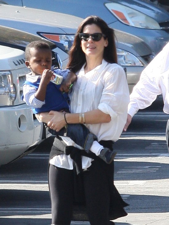 Święto Dziękczynienia u Sandry Bullock (FOTO)