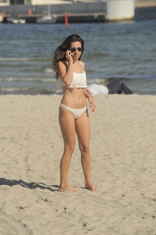 Która polska aktorka wybrała się na plażę w bikini? (FOTO)