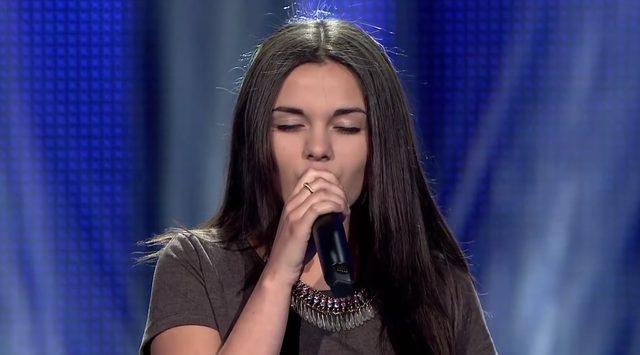 Sara Kirgis z The Voice - miks Mili Kunis z Angeliną Jolie