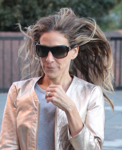 Dżinsy i baleriny - poza czerwonym dywanem stawia na wygodę