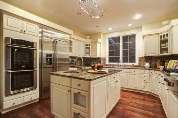 Jak mieszka Sarah Michelle Gellar? (FOTO) Jak mieszka Sarah Michelle Gellar? (FOTO)