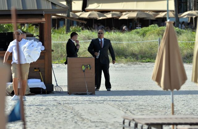 Internet zachwyca się figurą Sashy Obamy w bikini (FOTO) Internet zachwyca się figurą Sashy Obamy w bikini (FOTO)