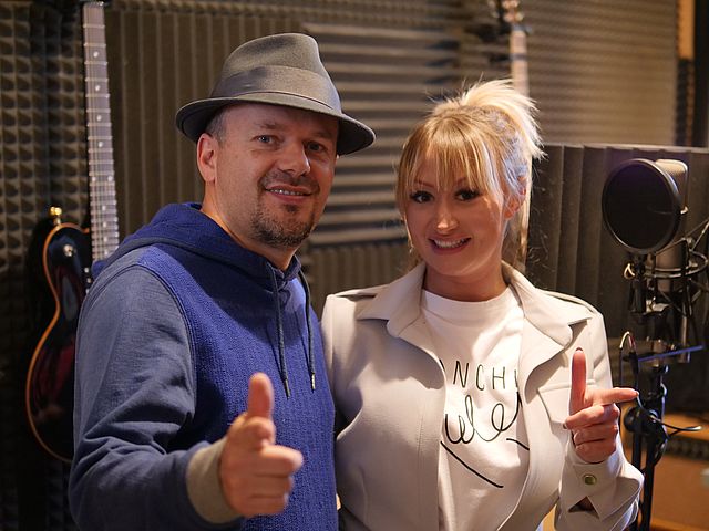 Justyna Sawicka nagrała piosenke z WIELKĄ GWIAZDĄ polskiej muzyki