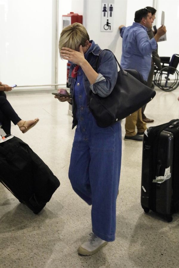 Scarlett Johansson wygląda KOSZMARNIE! Co ona ma na sobie?