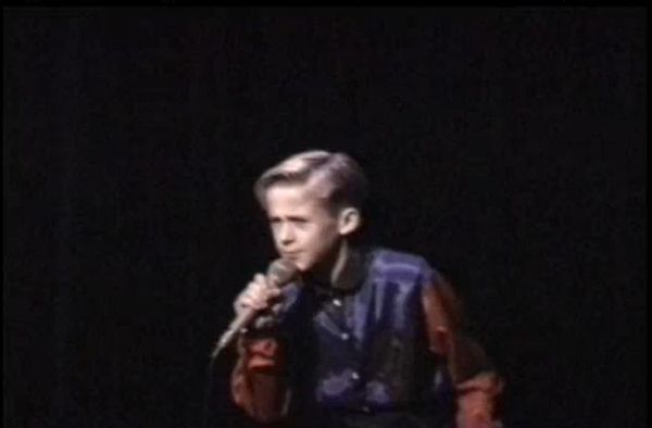 Poznajecie tego słodkiego chłopca? (FOTO)