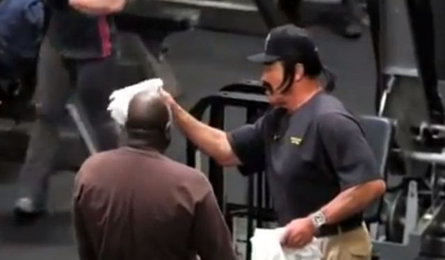Nie poznali Schwarzeneggera na siłowni [VIDEO]