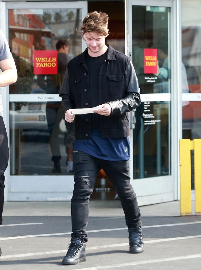 Miley Cyrus i Patrick Schwarzenegger całują się publicznie