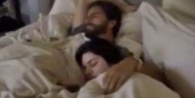 Kourtney Kardashian nakryła Scota w ŁÓŻKU z KENDALL!