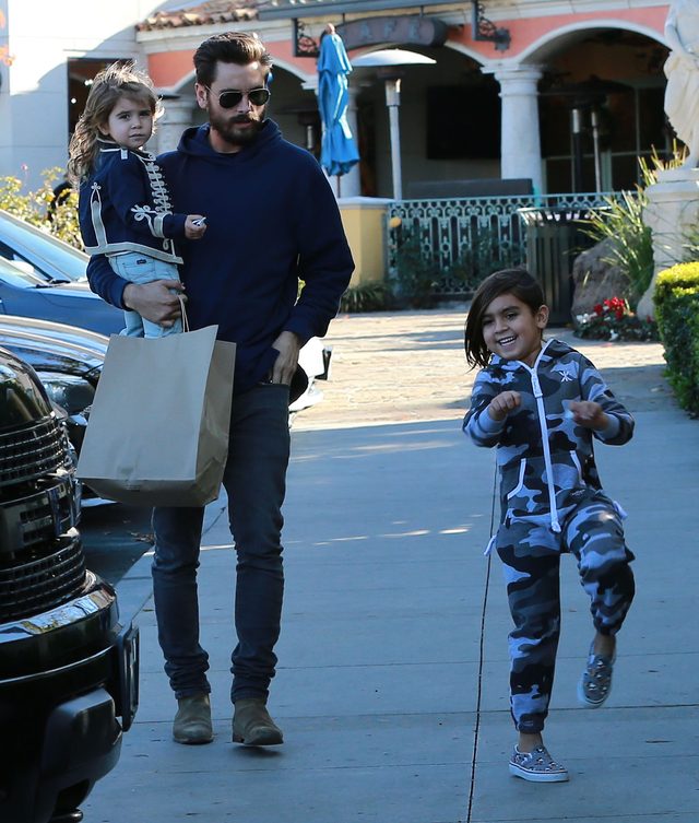 Scott Disick jako przykładny tata (FOTO)