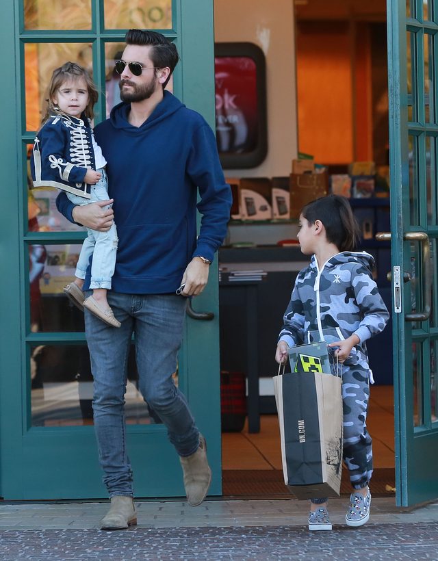 Scott Disick jako przykładny tata (FOTO)