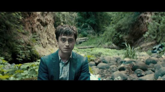 Daniel Radliffe w roli... pierdzącego i gadającego zombie! (VIDEO)