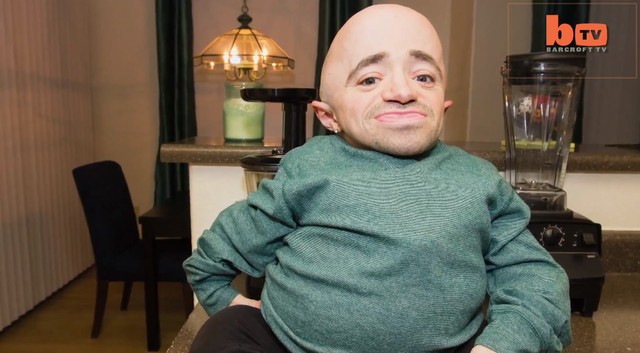 Sean Stephenson - 90-centymetrowy ogier