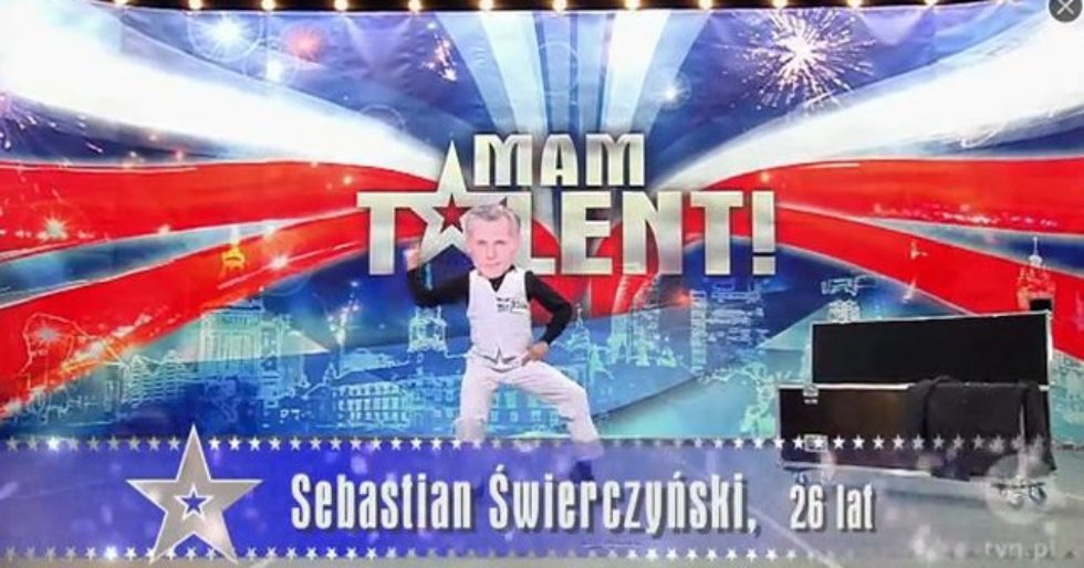 Sebastian Świerczyński parodiuje jurorów Mam talent Sebastian Świerczyński parodiuje jurorów Mam talent