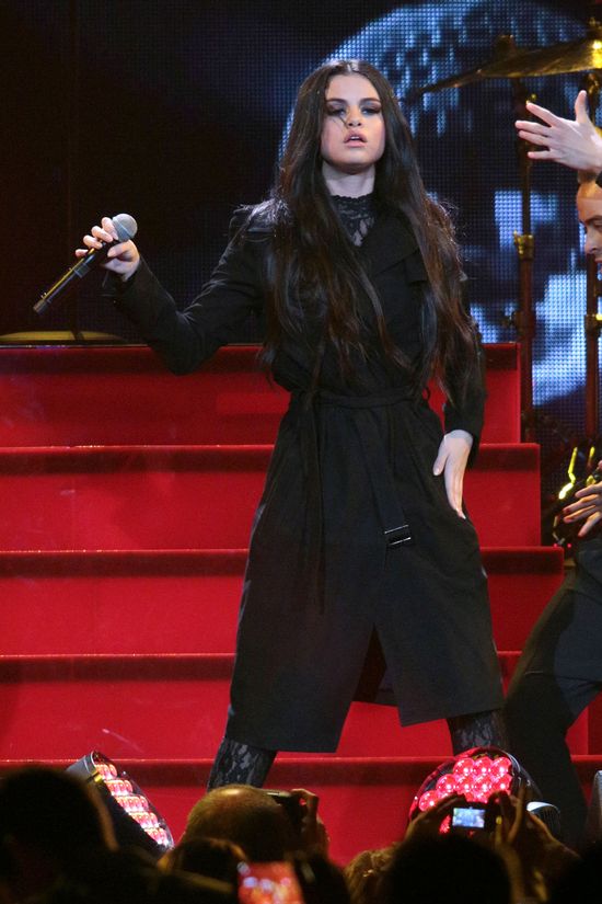 Selena Gomez przyłapana na gorącym pocałunku z...