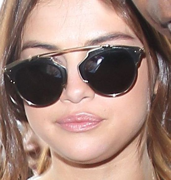 Czy Selena Gomez zawsze miała TAKIE usta? (FOTO) Czy Selena Gomez zawsze miała TAKIE usta? (FOTO)