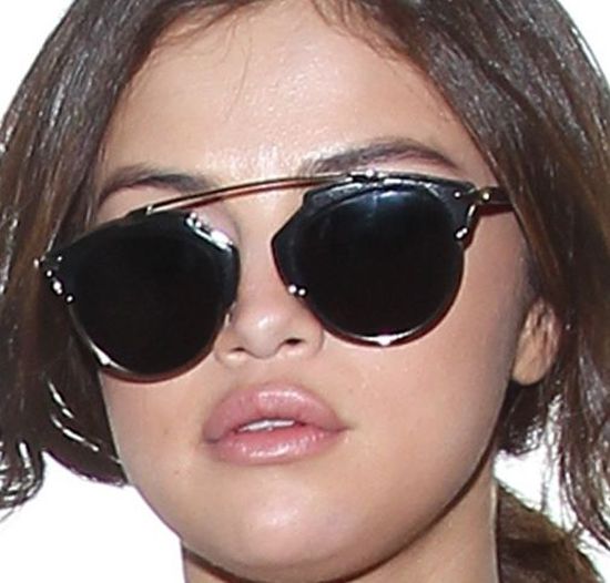 Czy Selena Gomez zawsze miała TAKIE usta? (FOTO) Czy Selena Gomez zawsze miała TAKIE usta? (FOTO)