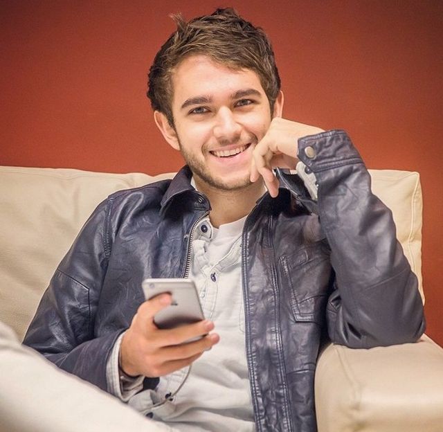 Zedd już chwali się fotką z łóżka Seleny Gomez (FOTO)
