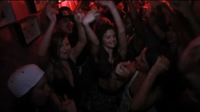 U Seleny Gomez na urodzinach (VIDEO)