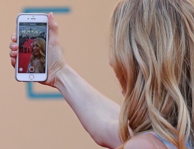 OMG! Czy ona widziała się w lustrze?! (FOTO)