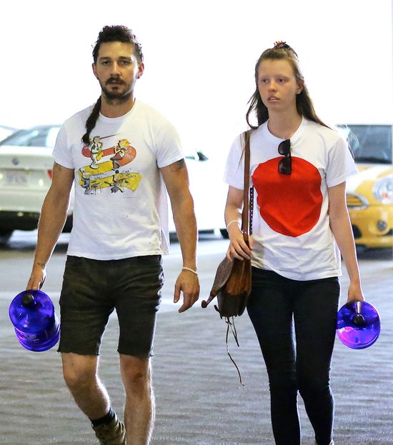 Shia LaBeouf pobił swoją dziewczynę!