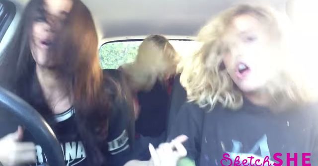 SketchShe - potrafią wczuć się w każdą epokę i styl muzyczny