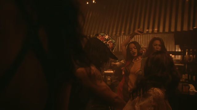 Zobacz seksowny teledysk Rihanny - Work!