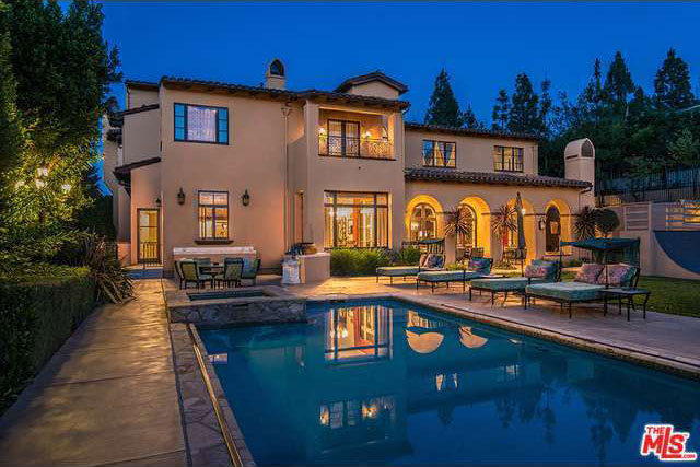 Tak wygląda dom jednego z członków Guns N'Roses (FOTO)