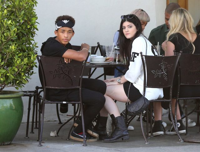 Smithowie zabronili dzieciom spotykać się z Jennerkami?