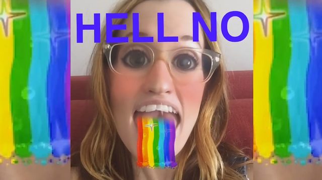 Ten teledysk nakręciła używając wyłącznie Snapchata