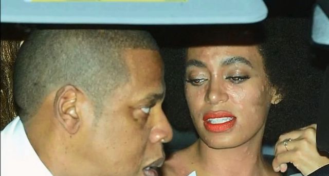 Solange z BĄBLAMI NA TWARZY na własnym weselu! Solange z BĄBLAMI NA TWARZY na własnym weselu!