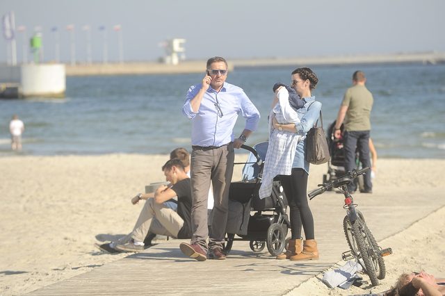 Andrzej Sołtysik z piękną żoną i synkiem nad morzem (FOTO)