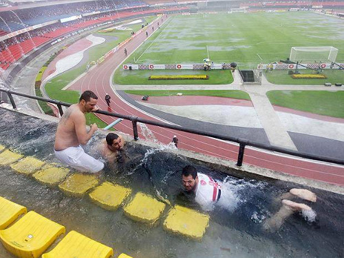 Stadion Narodowy ochrzczony Basenem Narodowym