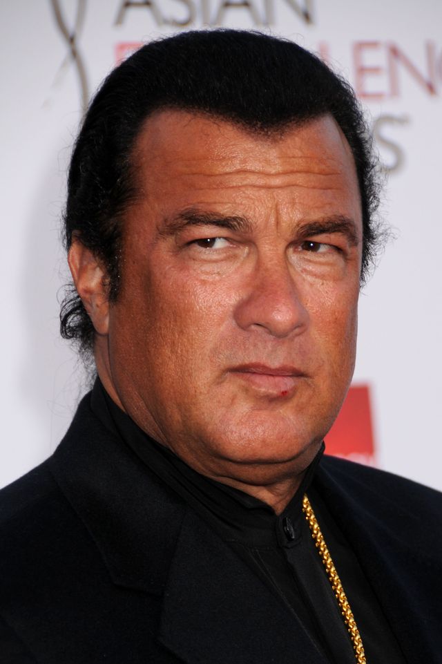 Steven Seagal ROZPINAŁ spodnie przed Portią de Rossi?