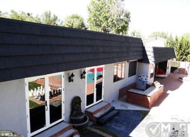 Dom w którym dorastała Kristen Stewart jest na sprzedaż FOTO