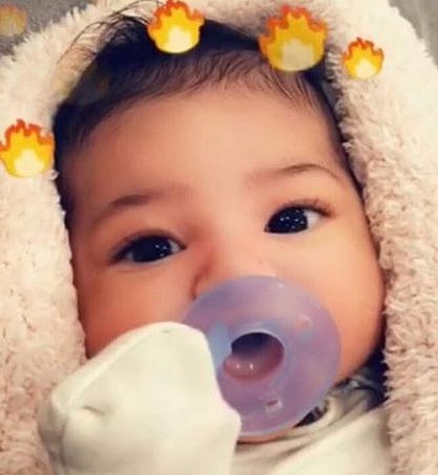 Kylie Jenner pokazała zdjęcie pokoiku Stormi. Mogliśmy się TEGO spodziewać Kylie Jenner pokazała zdjęcie pokoiku Stormi. Mogliśmy się TEGO spodziewać