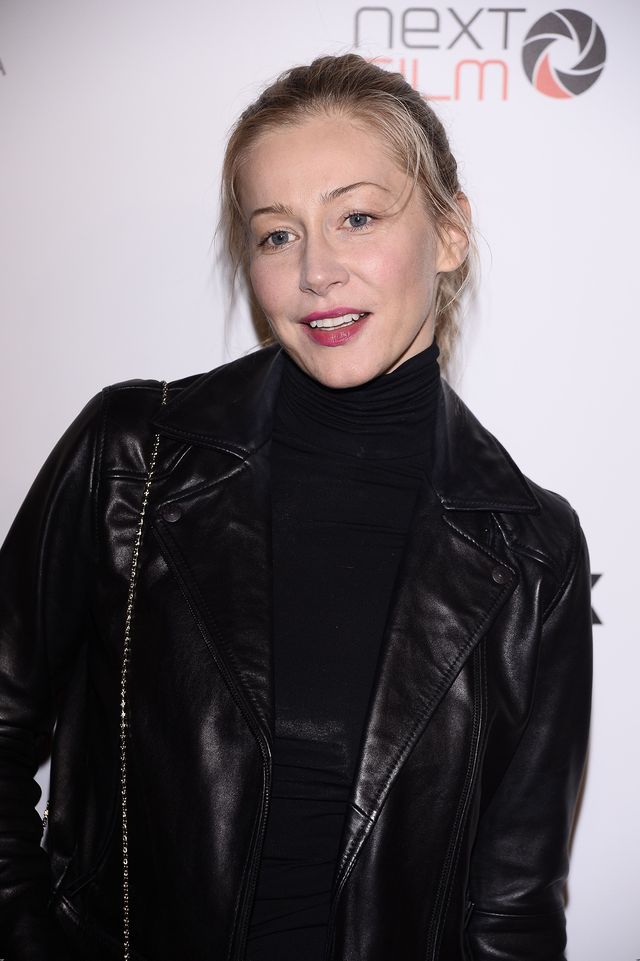 Coraz bardziej zarośnięty Piotr Stramowski z Katarzyną Warnke na premierze (FOTO