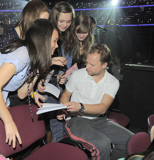 Maciej Stuhr: Nie zastąpiłem Figurskiego Maciej Stuhr: Nie zastąpiłem Figurskiego
