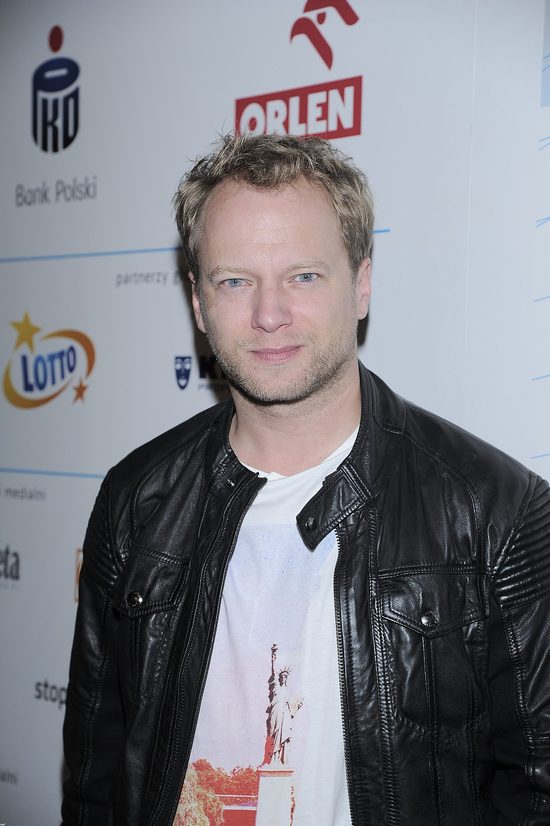 Maciej Stuhr ucharakteryzowany na... Dorotę Wellman! (FB) Maciej Stuhr ucharakteryzowany na... Dorotę Wellman! (FB)