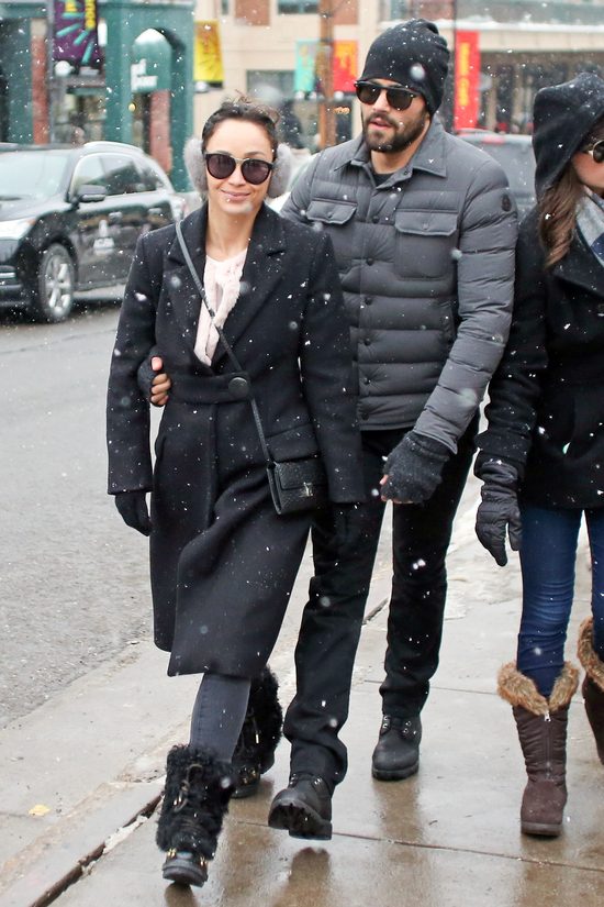 Gwiazdy w zimowych stylizacjach na festiwalu Sundance (FOTO) Gwiazdy w zimowych stylizacjach na festiwalu Sundance (FOTO)