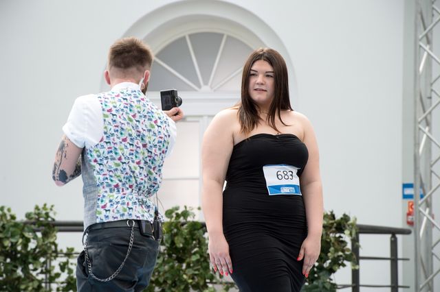 Supermodelka Plus Size - kandydatki w strojach kąpielowych (ZDJĘCIA + VIDEO)