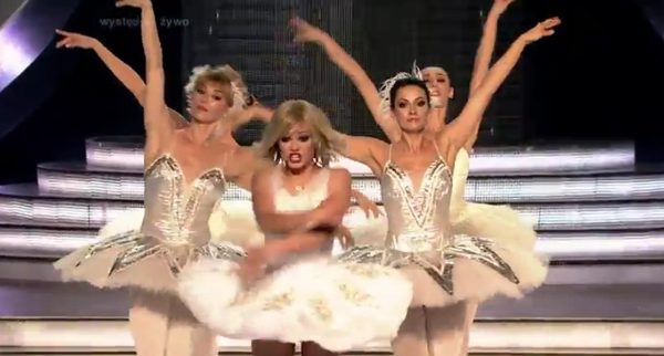 Natalia Szroeder jako Taylor Swift w TTBZ [VIDEO]