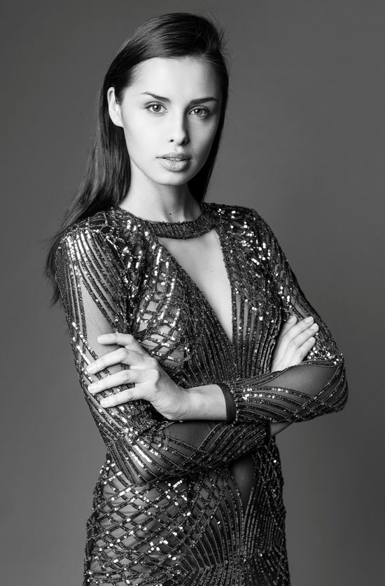Weronika Szmajdzińska w finale wyborów Miss Universe 2015 