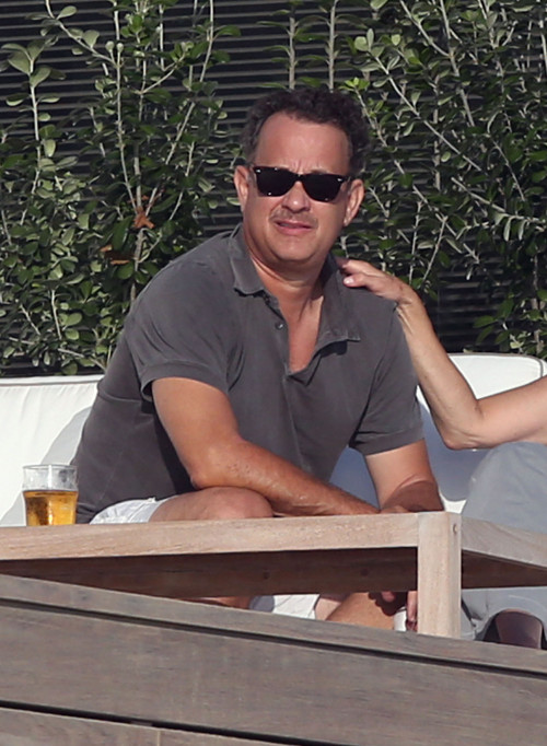 Tom Hanks pod ostrzałem Tom Hanks pod ostrzałem