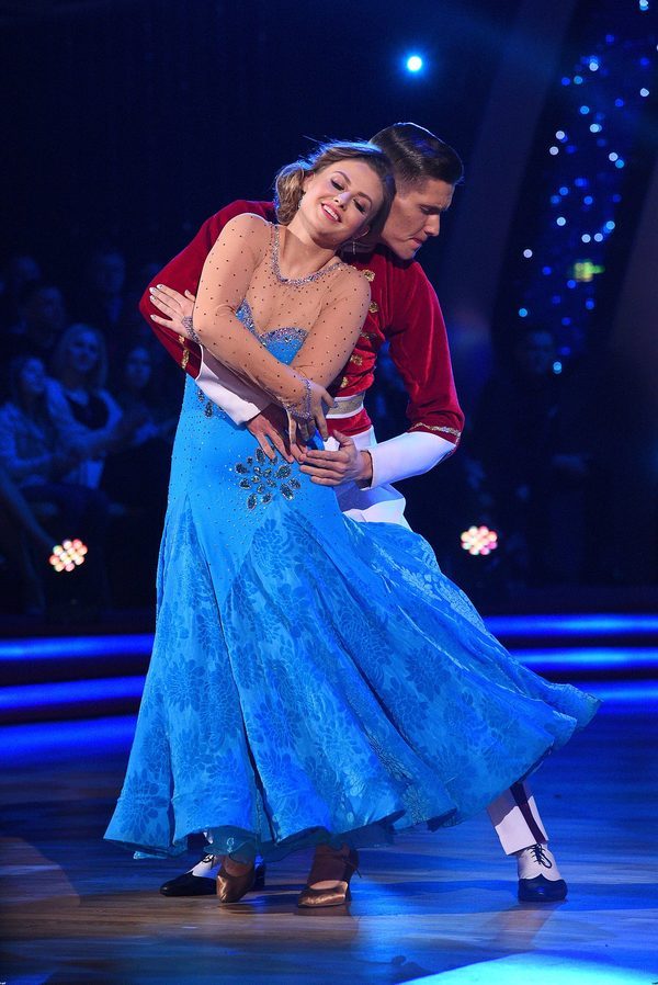 Izu bokser i rozkoszne ciało Elżbiety Romanowskiej