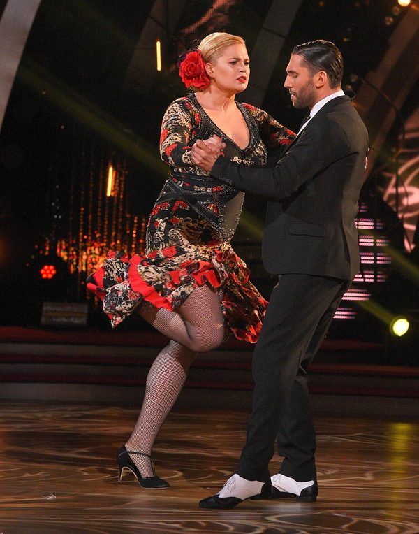 Izu bokser i rozkoszne ciało Elżbiety Romanowskiej