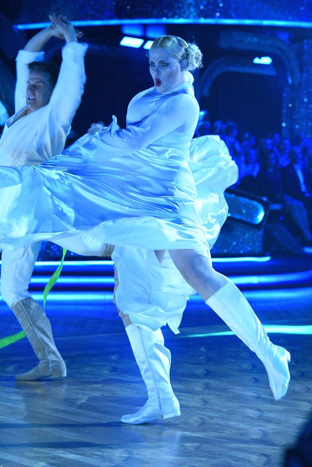 Taniec z gwiazdami - kto dostał się do półfinału? (FOTO) Taniec z gwiazdami - kto dostał się do półfinału? (FOTO)