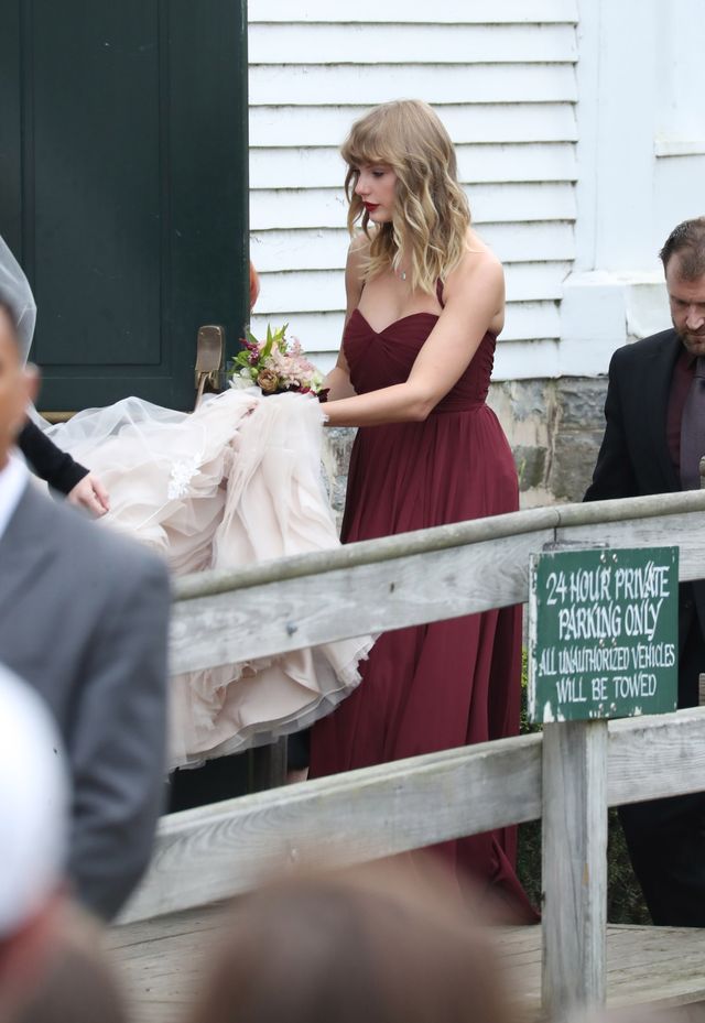 Po weselu przyjaciółki, Taylor Swift spotkało coś bardzo przykrego Po weselu przyjaciółki, Taylor Swift spotkało coś bardzo przykrego