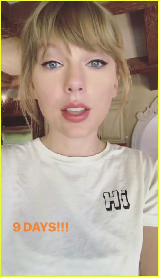 Taylor Swift imprezuje ze swoją ekipą (Instagram)