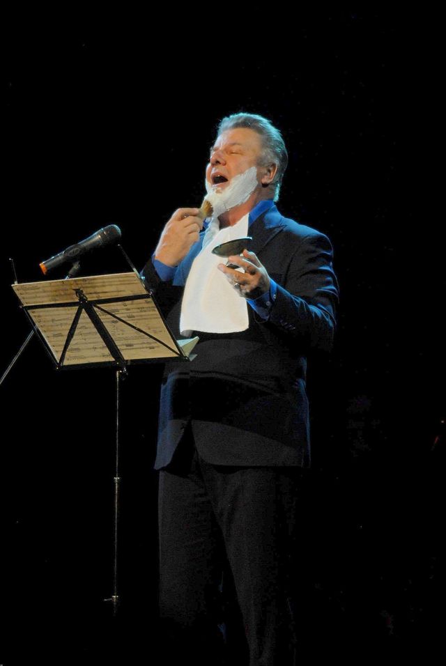 Doda i Natasza Urbańska na koncercie z okazji 25-lecia teatru Buffo (ZDJĘCIA)