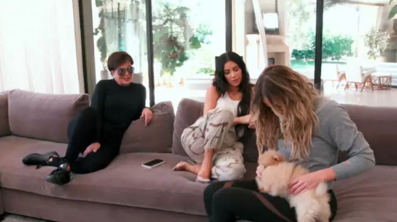 Kardashianki mają pewien bardzo DZIWNY nawyk